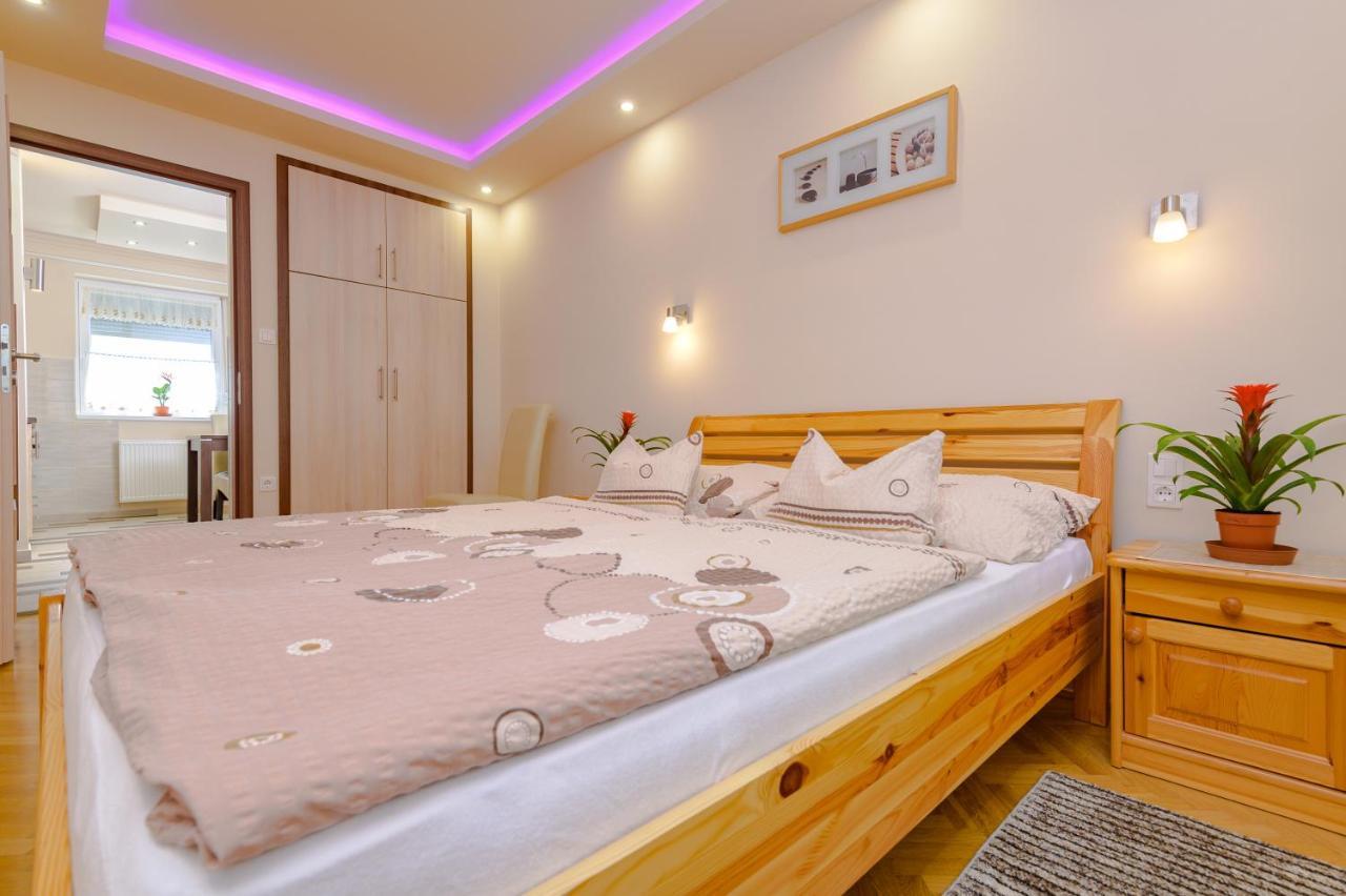 Illes Apartmanok I. Hajdúszoboszló Zewnętrze zdjęcie