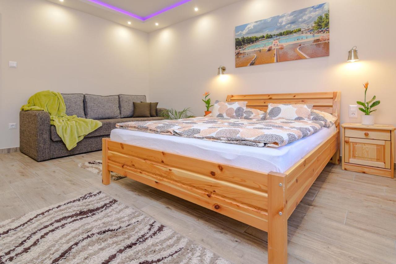 Illes Apartmanok I. Hajdúszoboszló Zewnętrze zdjęcie