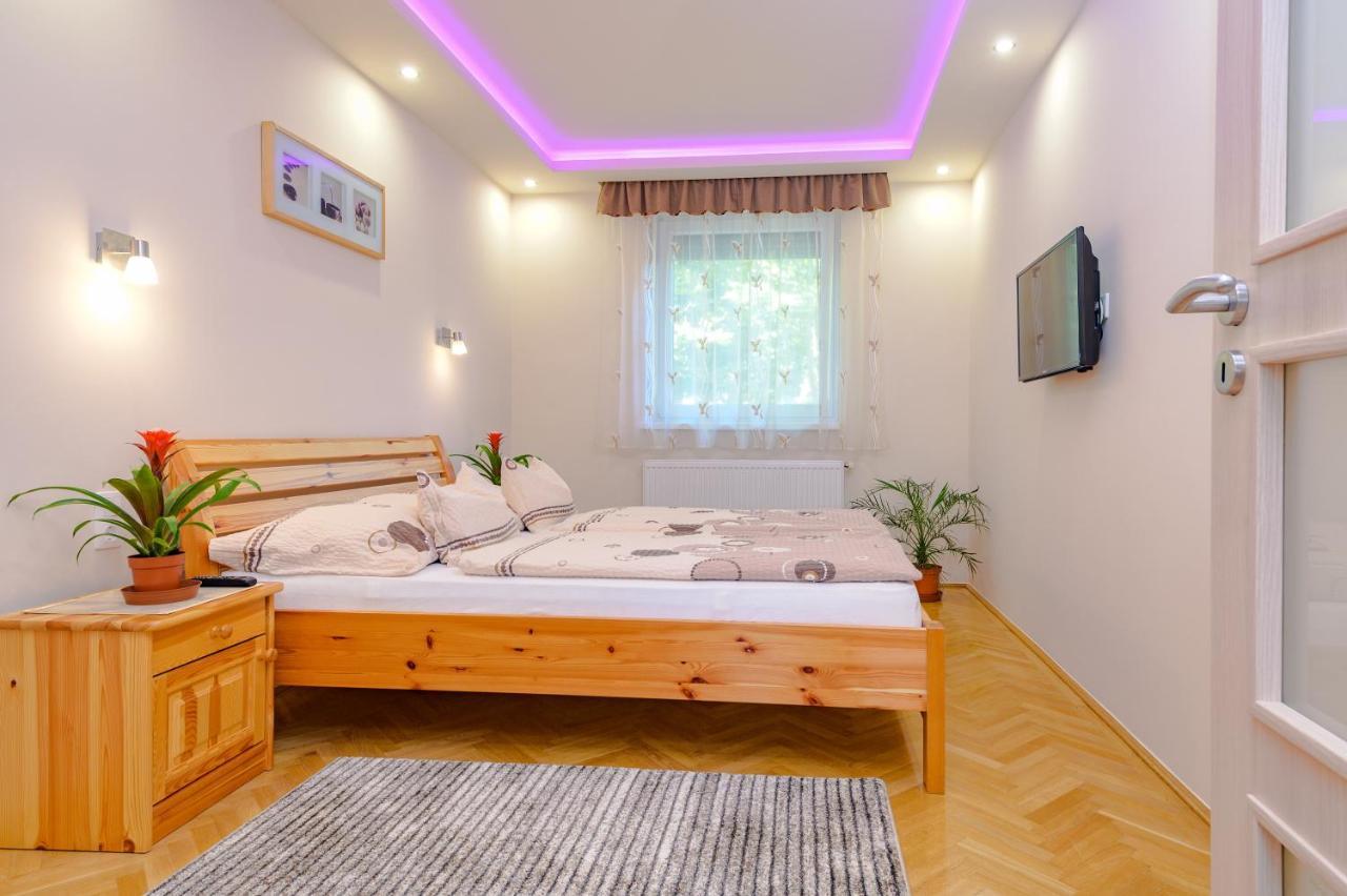 Illes Apartmanok I. Hajdúszoboszló Zewnętrze zdjęcie